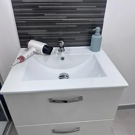 דירה Cosy Lumineux T2 Avec Cour